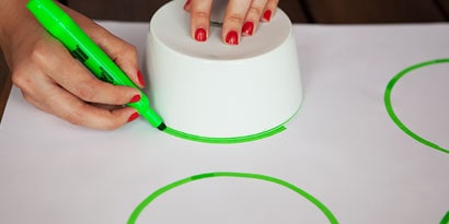 draw your table layout on the Post-it® Easel Pad draw your table layout on the Post-it® Easel Pad