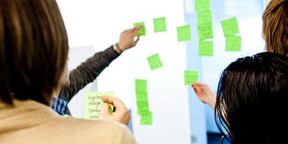 They force concise thoughts They force concise thoughts